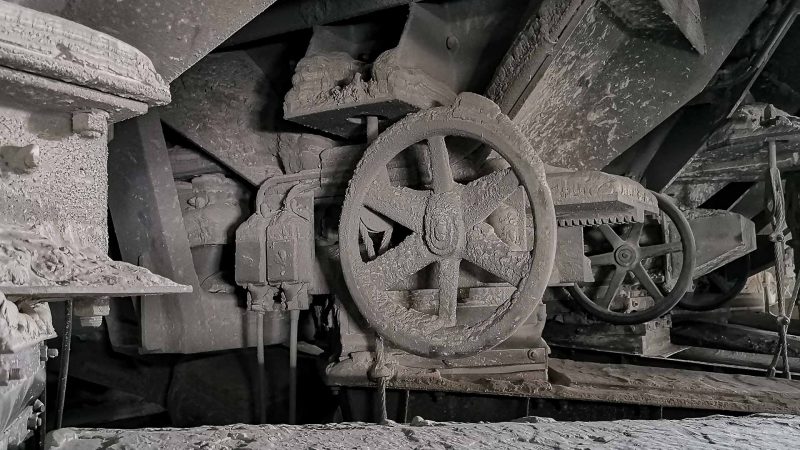 Fahrweg Schiebebuehne Pressen Hangseite